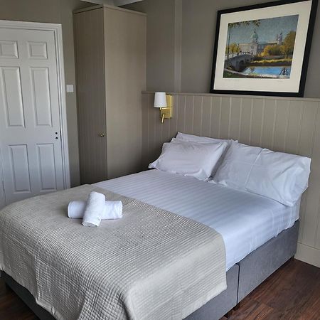 Urban Nest Townhouse Bed and Breakfast Γκάλγουεϊ Εξωτερικό φωτογραφία