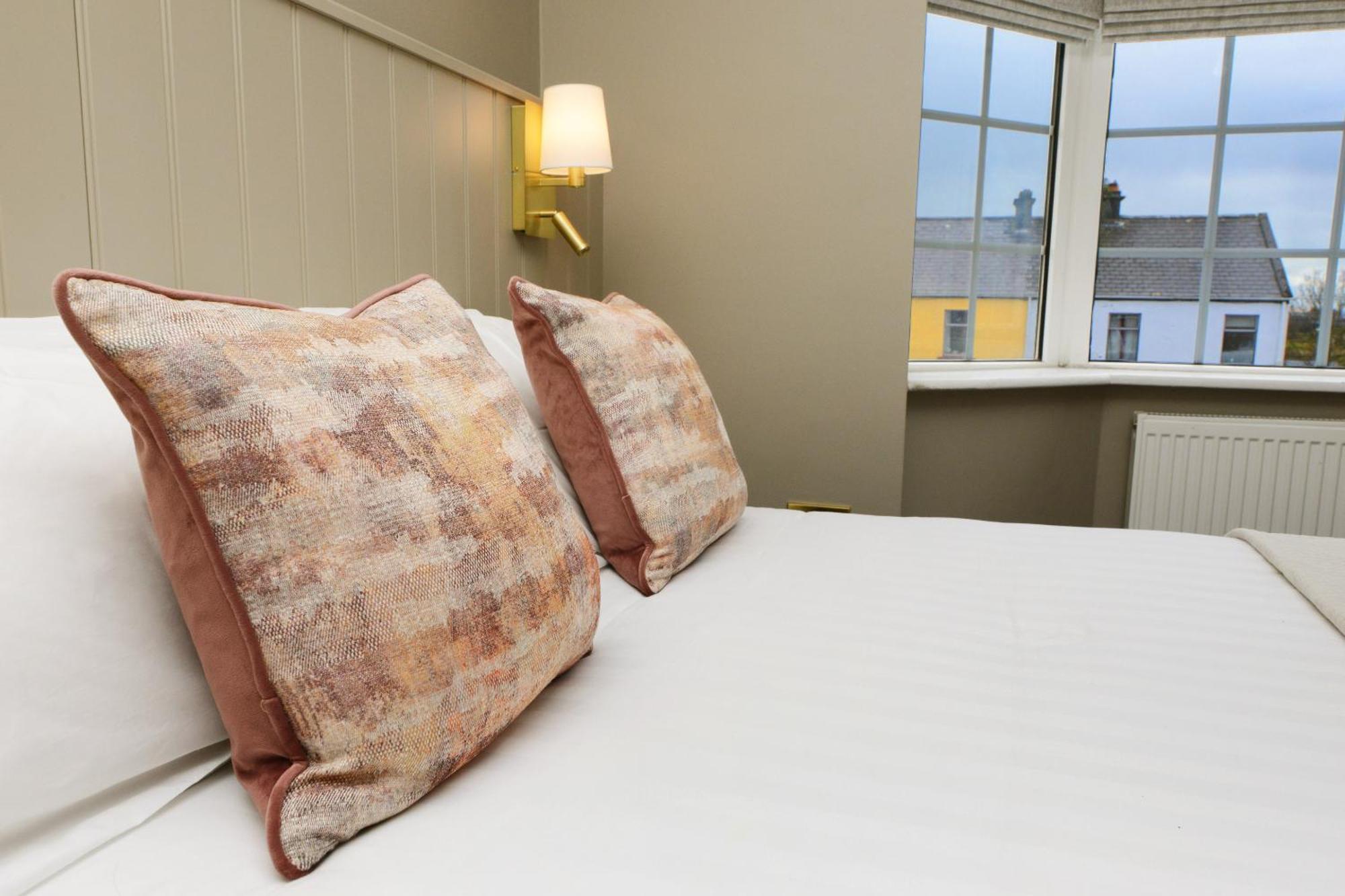 Urban Nest Townhouse Bed and Breakfast Γκάλγουεϊ Εξωτερικό φωτογραφία