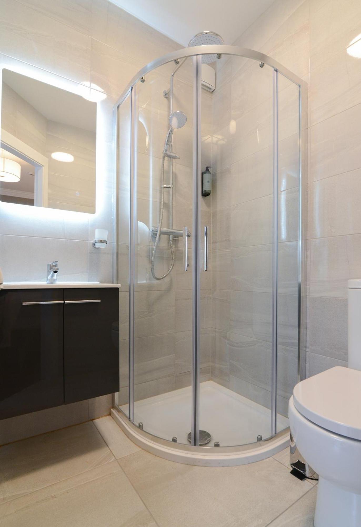 Urban Nest Townhouse Bed and Breakfast Γκάλγουεϊ Εξωτερικό φωτογραφία